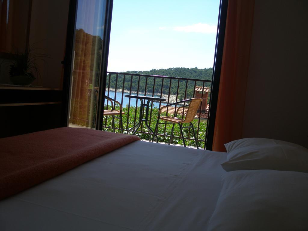 Hotel B&B CHAMBERLAIN Milna  Kamer foto